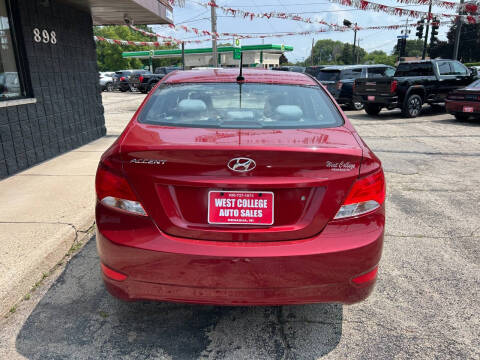 2017 Hyundai Accent SE