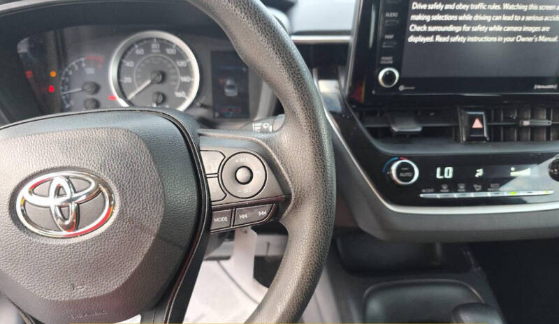 2022 Toyota Corolla LE