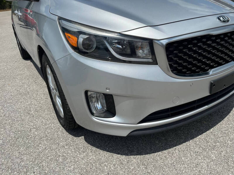 2017 Kia Sedona