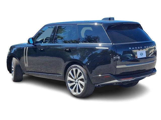 2025 Land Rover Range Rover P530 SE