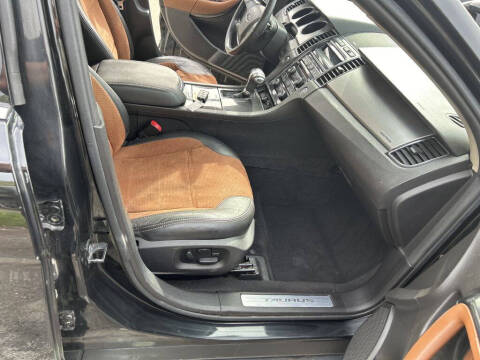 2010 Ford Taurus SHO