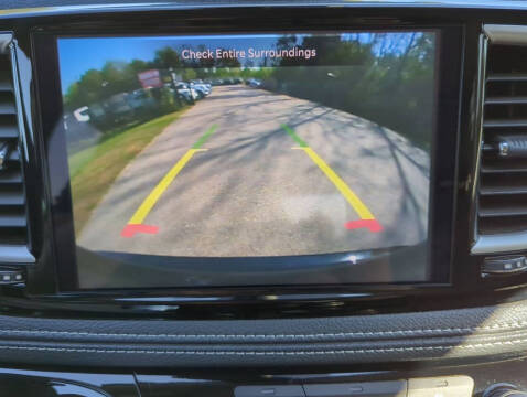 2024 Chrysler Pacifica Plug-In Hybrid Select