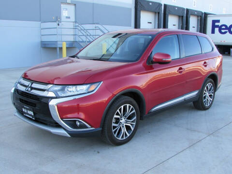 2016 Mitsubishi Outlander for sale at R & I Auto in Lake Bluff IL