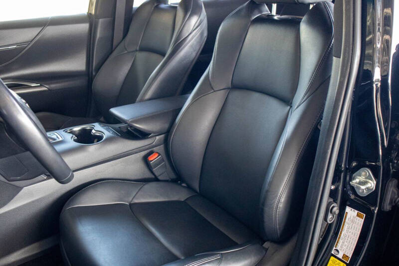 2023 Toyota Venza XLE