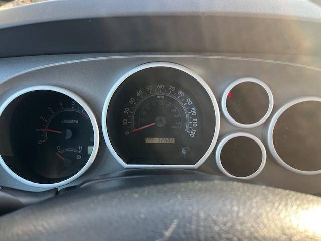 2013 Toyota Sequoia SR5