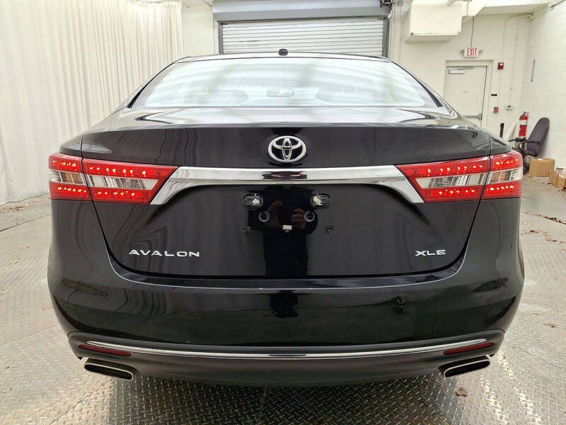 2017 Toyota Avalon XLE Premium