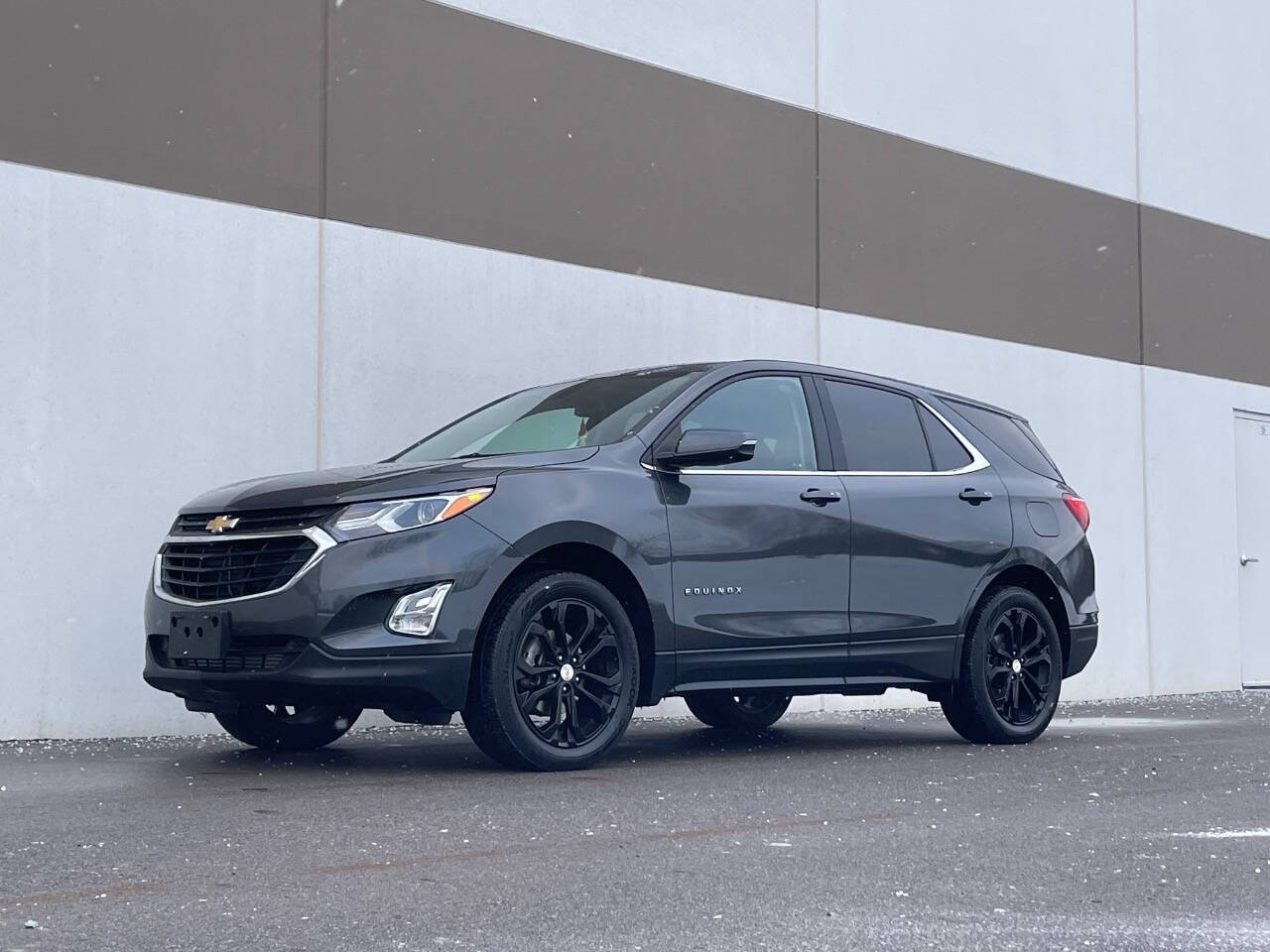 2018 Chevrolet Equinox for sale at Phoenix Motor Co in Romulus, MI