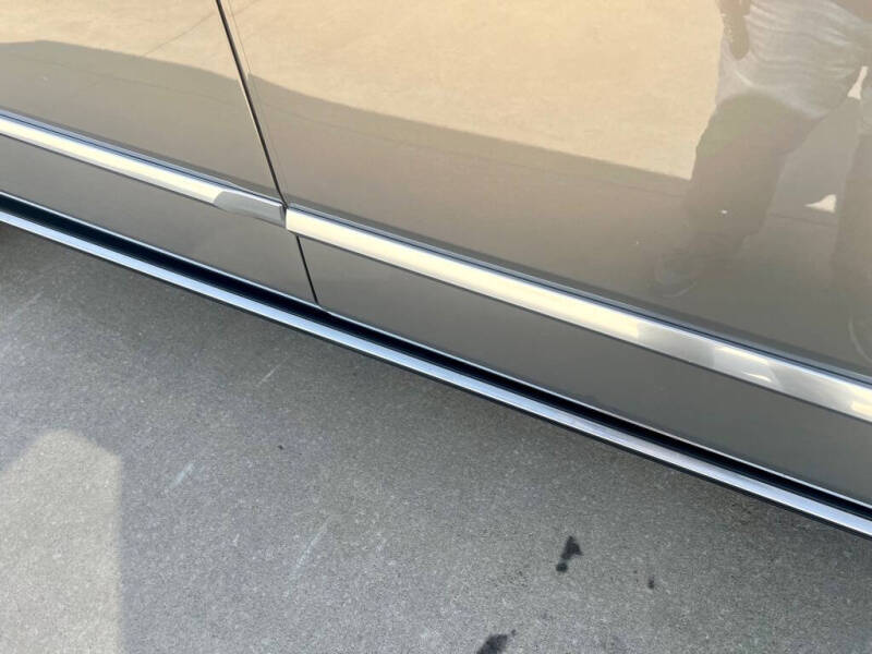 2017 Cadillac Escalade ESV Platinum