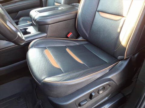 2023 GMC Yukon XL AT4