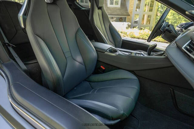 2015 BMW i8