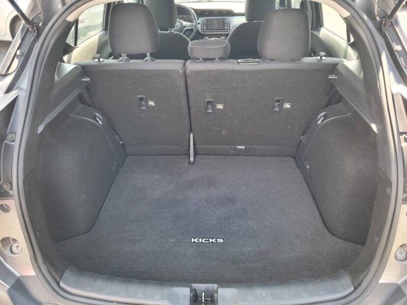 2019 Nissan Kicks SV