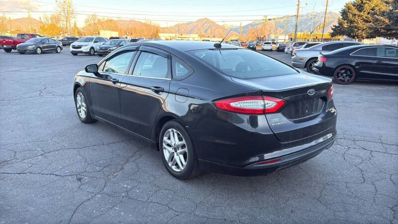 2013 Ford Fusion SE