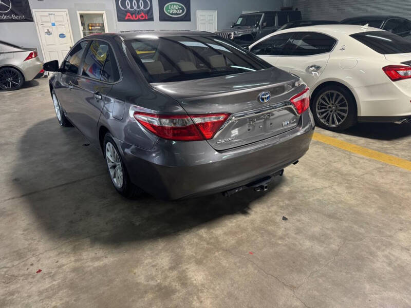 2017 Toyota Camry Hybrid