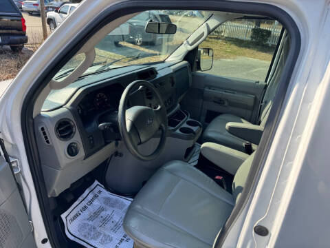 2011 Ford E-Series E-150