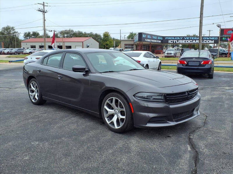 2019 Dodge Charger SXT's photo