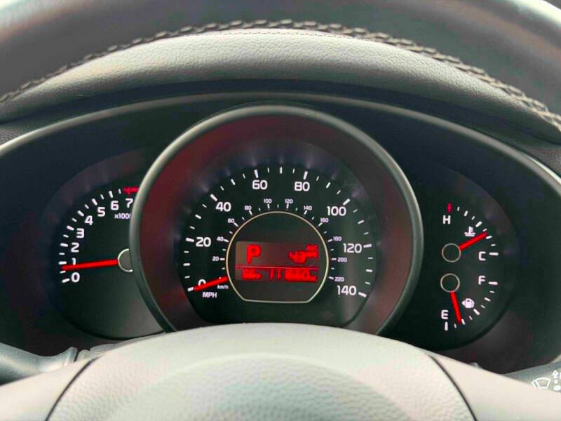 2017 Kia Soul +