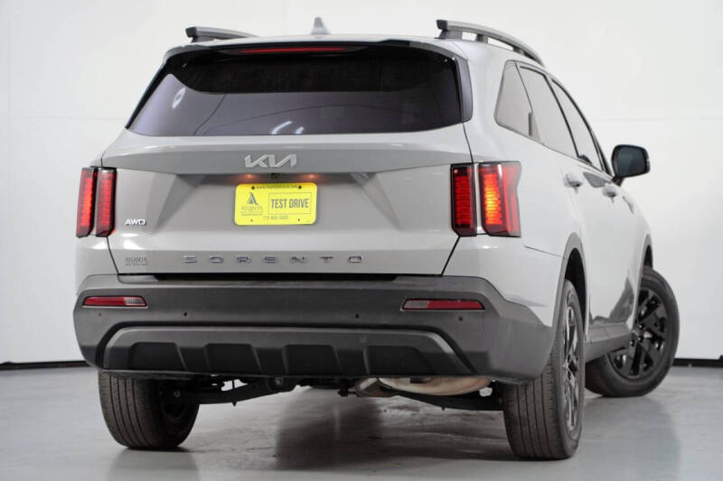 2022 Kia Sorento X-Line S