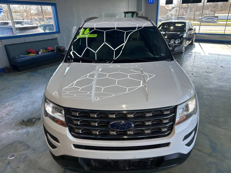 2016 Ford Explorer