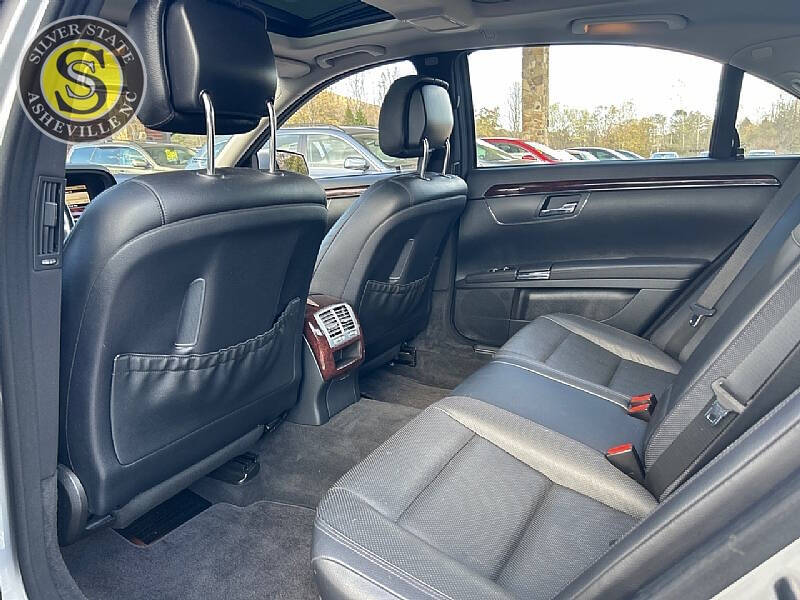 2012 Mercedes-Benz S-Class S 550 4MATIC