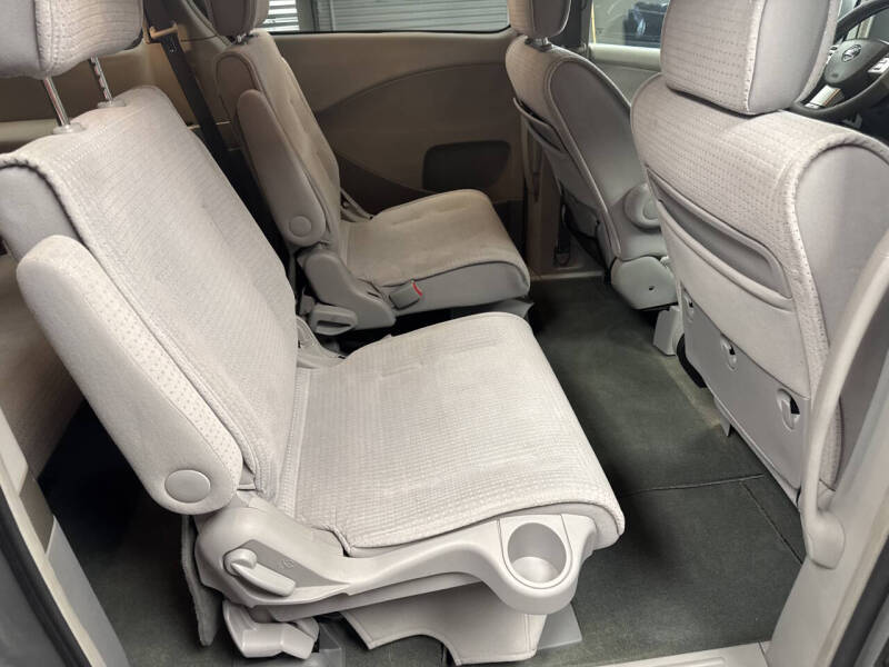 2004 Nissan Quest