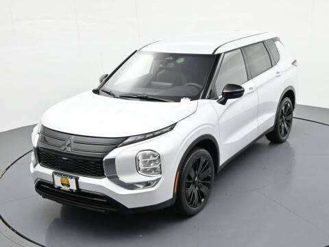 2026 Mitsubishi Outlander LE