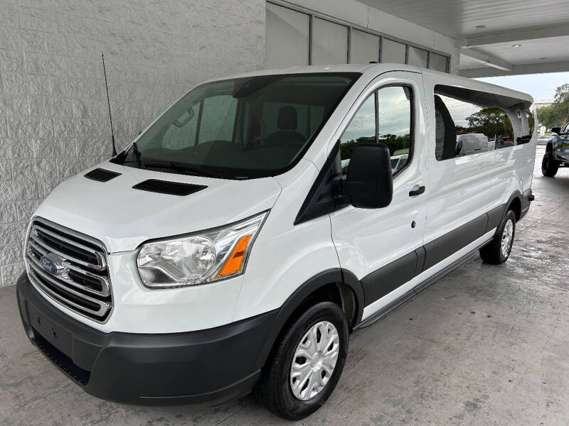 Used 2017 Ford Transit Wagon XLT with VIN 1FBZX2YM2HKA28439 for sale in Tampa, FL