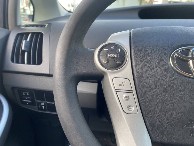 2011 Toyota Prius Three