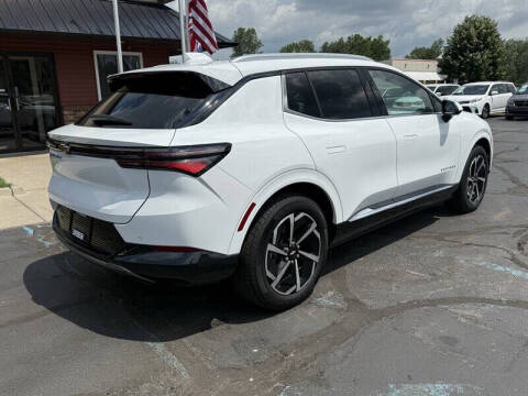 2025 Chevrolet Equinox EV LT 2