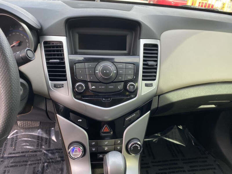 2016 Chevrolet Cruze Limited LS Auto