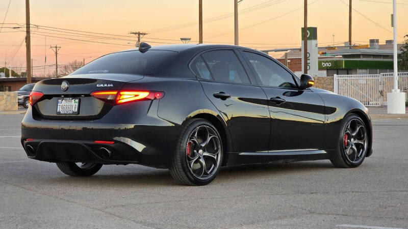 2017 Alfa Romeo Giulia Ti