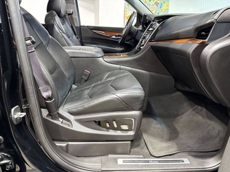 2015 Cadillac Escalade Premium