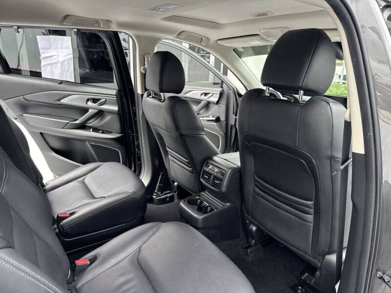 2022 Mazda CX-9 Touring Plus