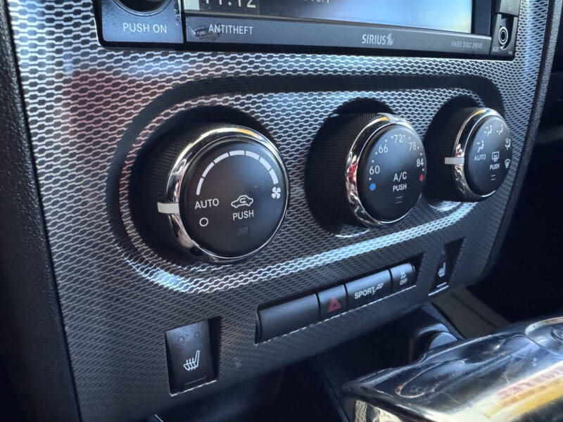 2013 Dodge Challenger R/T Plus