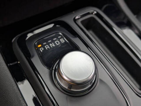 2023 Chrysler 300 S V8