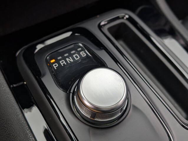 2023 Chrysler 300 S V8