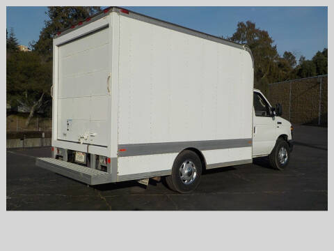 2012 Ford E-Series E-350 SD