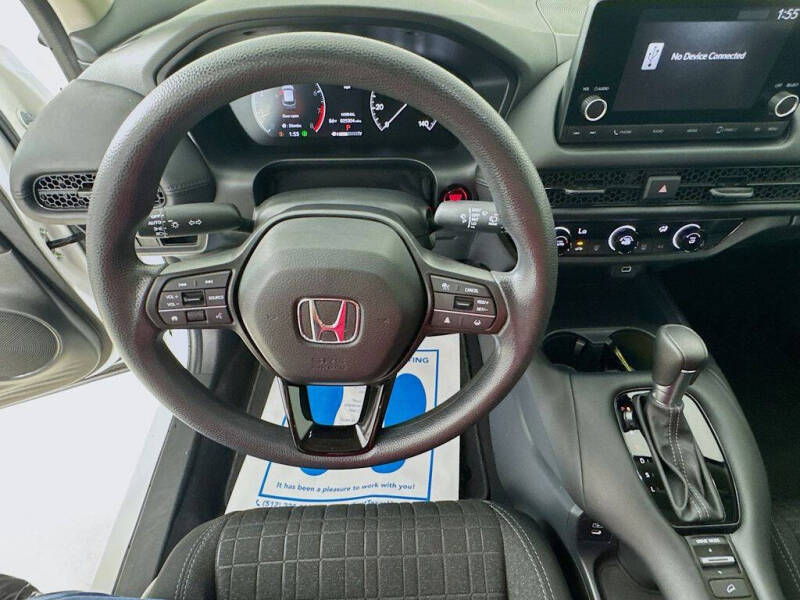 2024 Honda HR-V LX