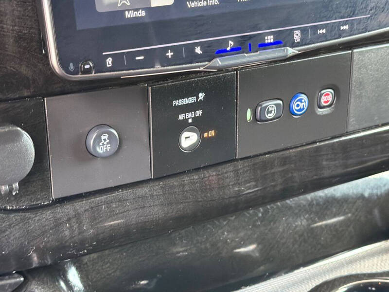 2023 Chevrolet Express 2500
