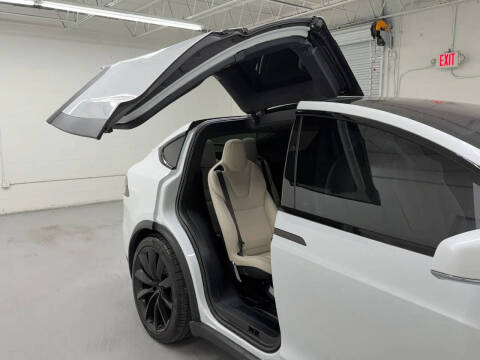 2020 Tesla Model X Long Range Plus