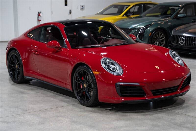 2019 Porsche 911 Carrera 4S