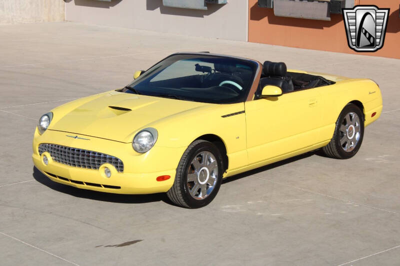 2004 Ford Thunderbird Deluxe