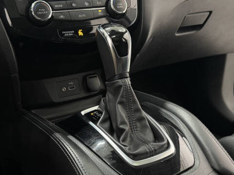 2018 Nissan Rogue SL