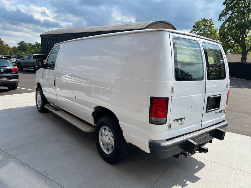 2014 Ford E-Series