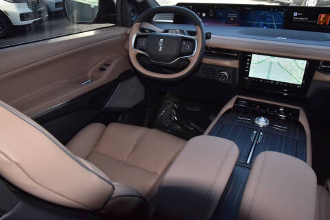 2025 Lincoln Navigator L Black Label