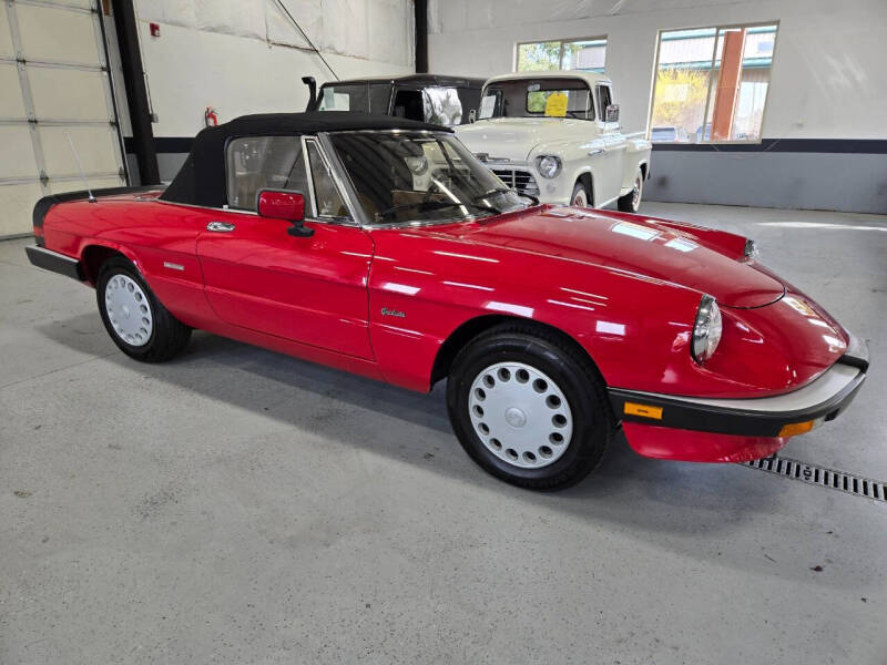 1989 Alfa Romeo Spider Graduate