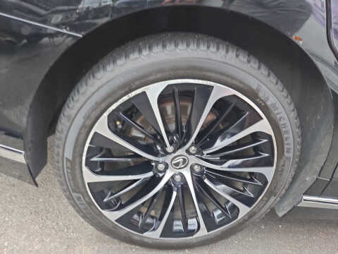2023 Lexus LS 500