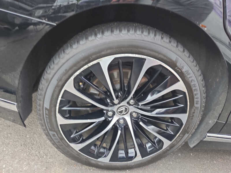 2023 Lexus LS 500