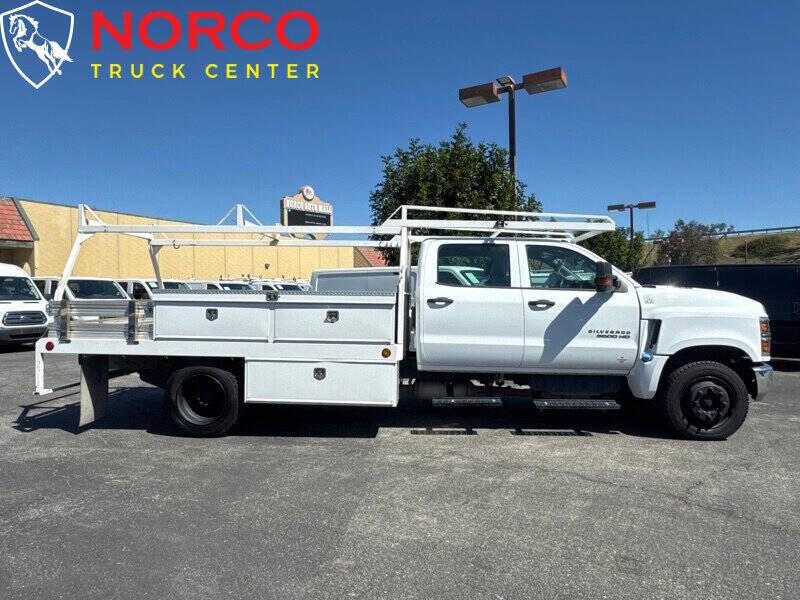 2021 Chevrolet Silverado 5500HD