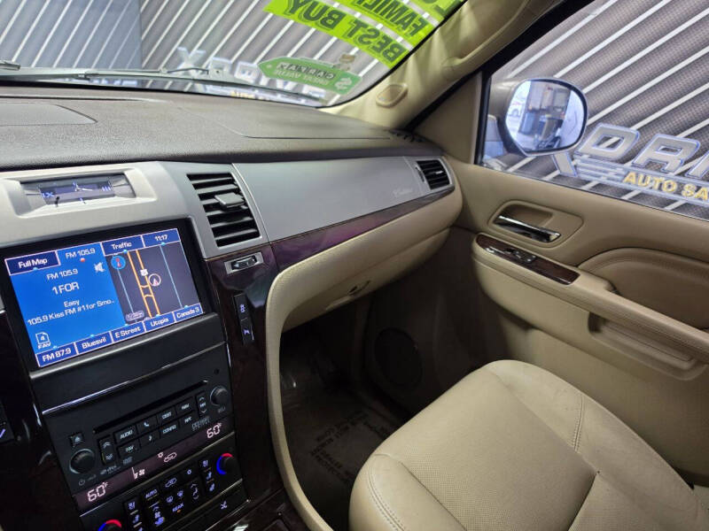 2012 Cadillac Escalade Luxury