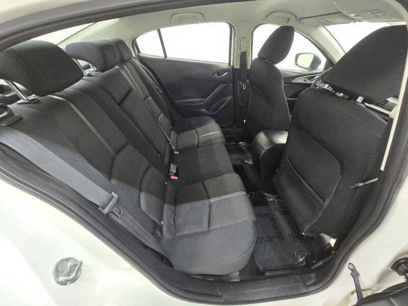 2017 Mazda MAZDA3 Sport